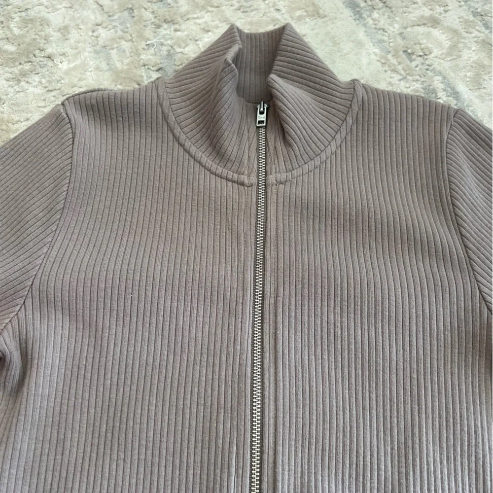 TNA crop jacket - Picture 2 of 9
